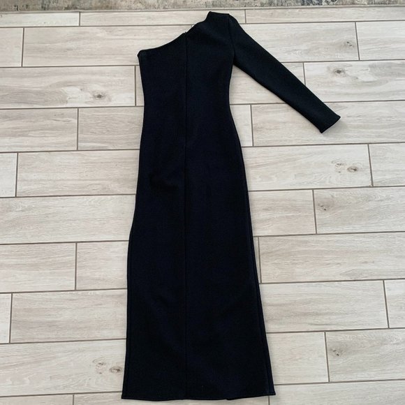 Black Evening Gown - Picture 3 of 3